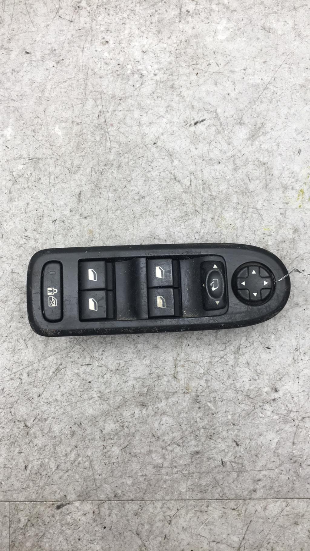 Interruttore lavacristalli anteriore sinistro PEUGEOT 308 1 PHASE 2  - 1