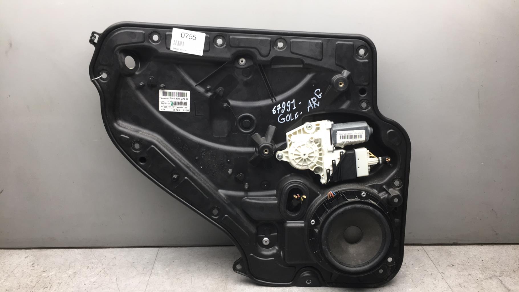 Alzacristalli elettrico posteriore sinistro VOLKSWAGEN GOLF 6 Diésel - 1