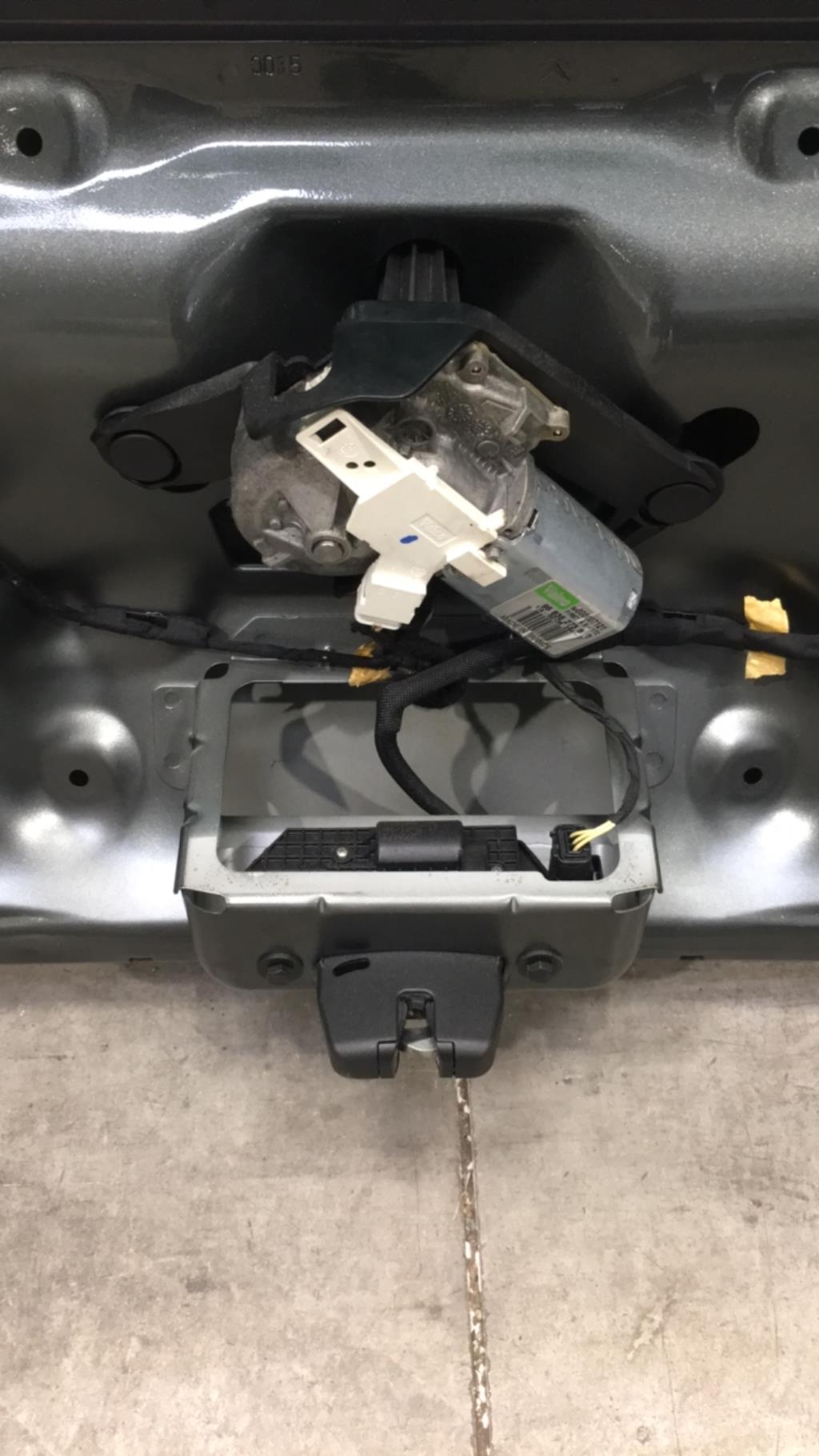 Malle/Hayon arriere CITROEN DS3 PHASE 1  - 1