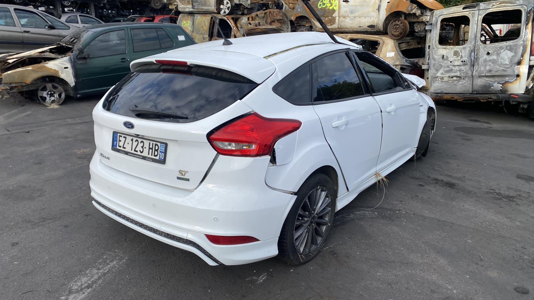 Cornice fendinebbia FORD FOCUS 3 PHASE 2  - 1