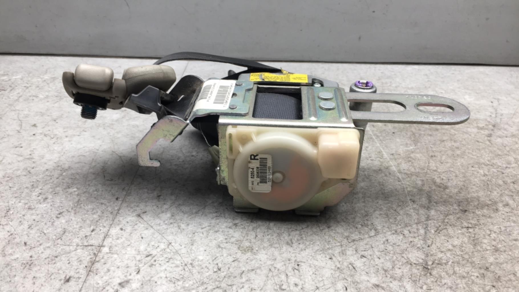 Cintura di sicurezza anteriore destra CHRYSLER 300C PHASE 1 BREAK Diésel - 1