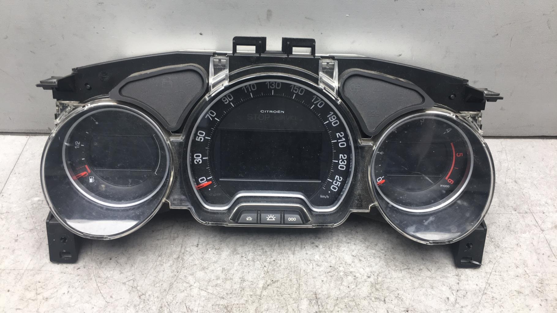 Compteur CITROEN C5 2 BREAK Diesel - 1