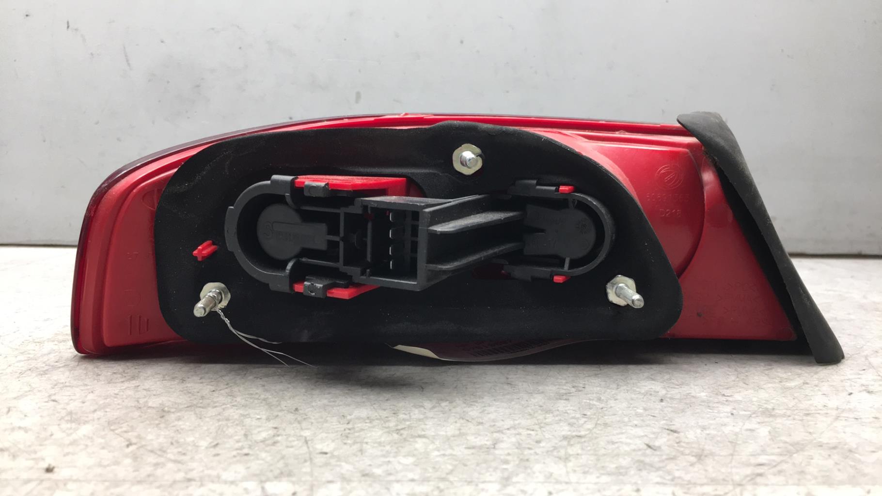 Fanale posteriore principale destro (luci) ALFA ROMEO 159 Diésel - 1