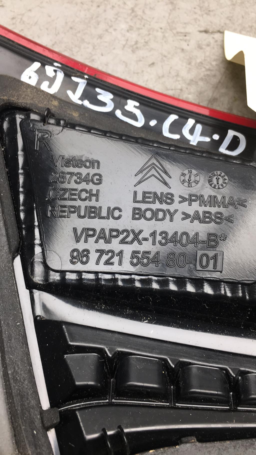 Feu arriere secondaire droit (feux) CITROEN C4 2 PHASE 1 Diesel - 1