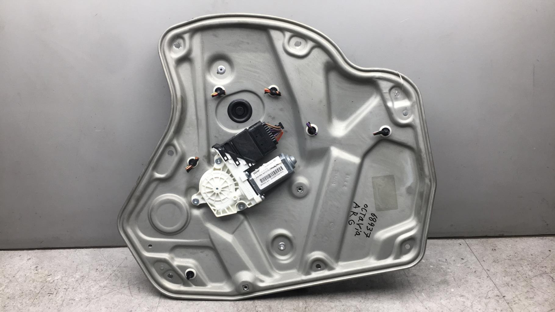 Alzacristalli elettrico posteriore sinistro SKODA OCTAVIA 2 PHASE 2 BREAK  - 1