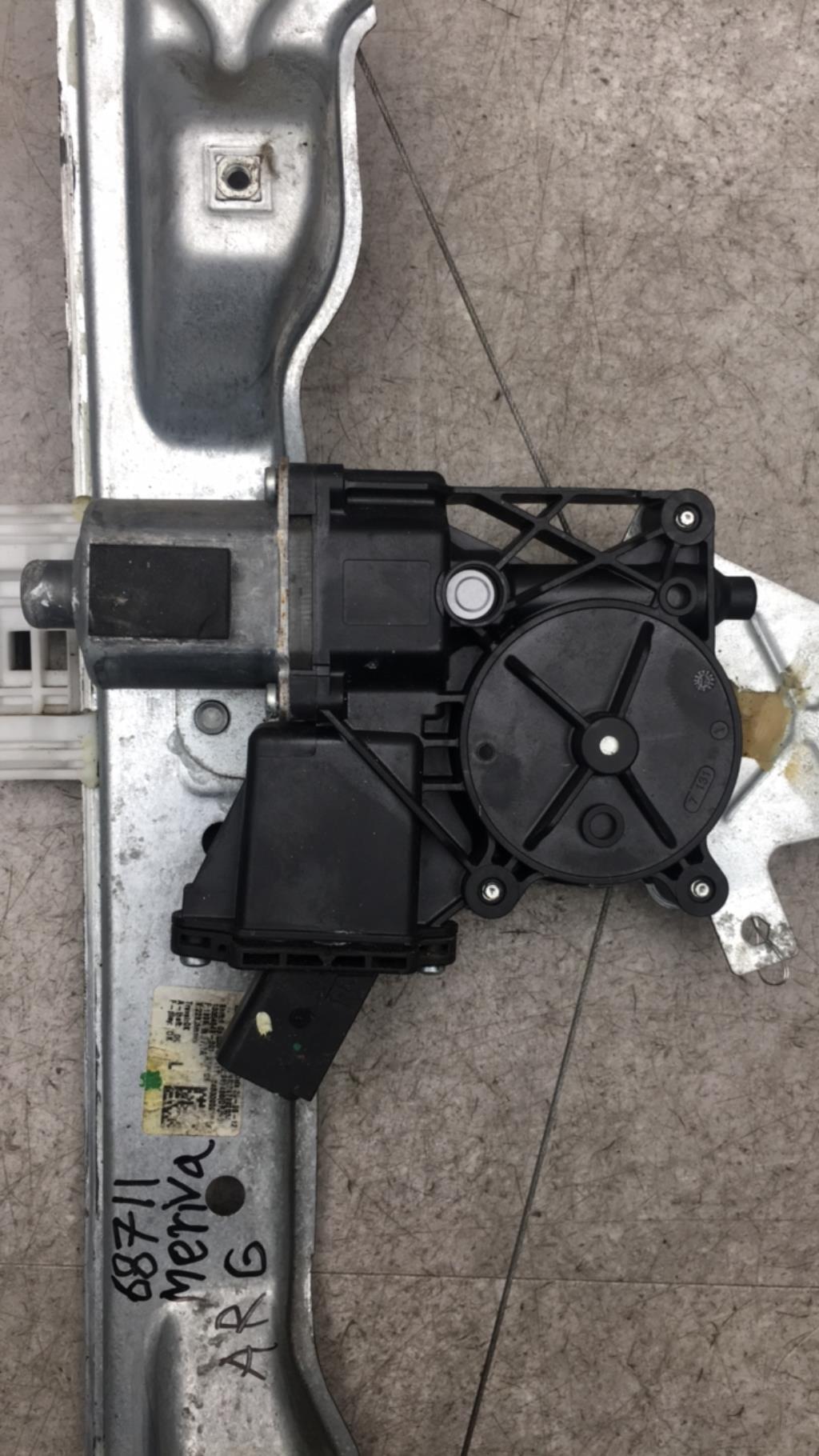 Alzacristalli elettrico posteriore sinistro OPEL MERIVA B PHASE 1  - 1