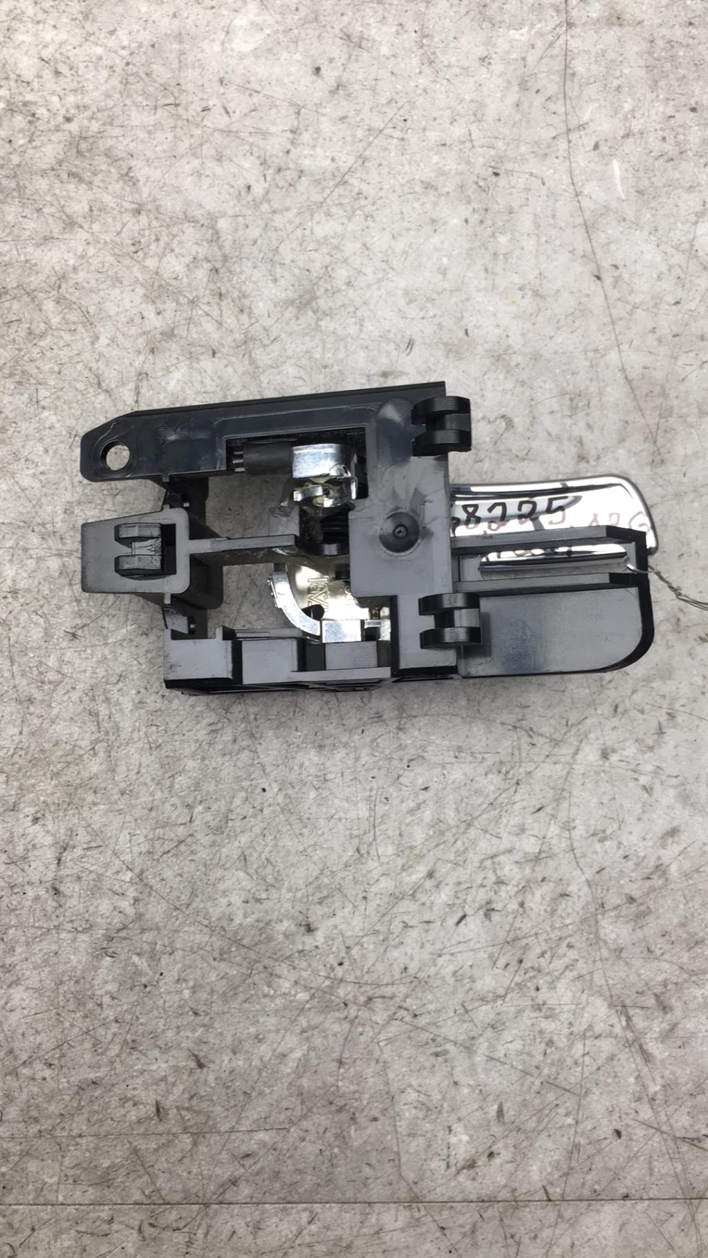 Maniglia interna posteriore sinistra NISSAN QASHQAI 1 PHASE 2 Diésel - 1