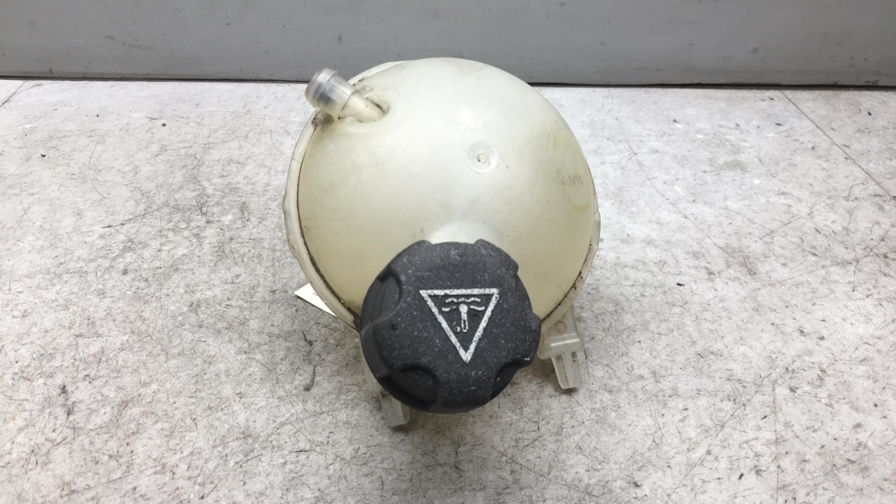 Vase d'expansion CITROEN C4 2 PHASE 1 Diesel - 1