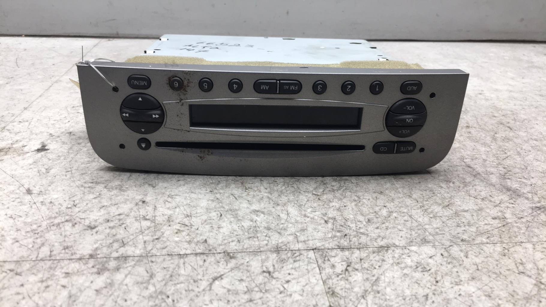 Autoradio originale ALFA ROMEO 147 PHASE 2 Diésel - 1