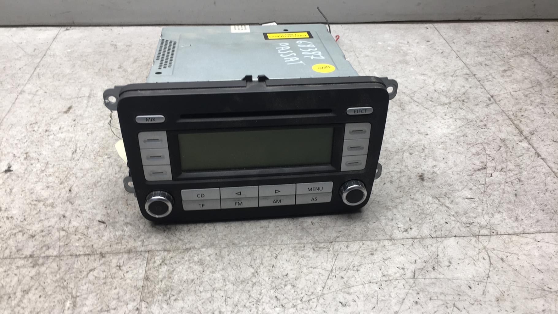 Autoradio originale VOLKSWAGEN PASSAT 5 BREAK Diésel - 1