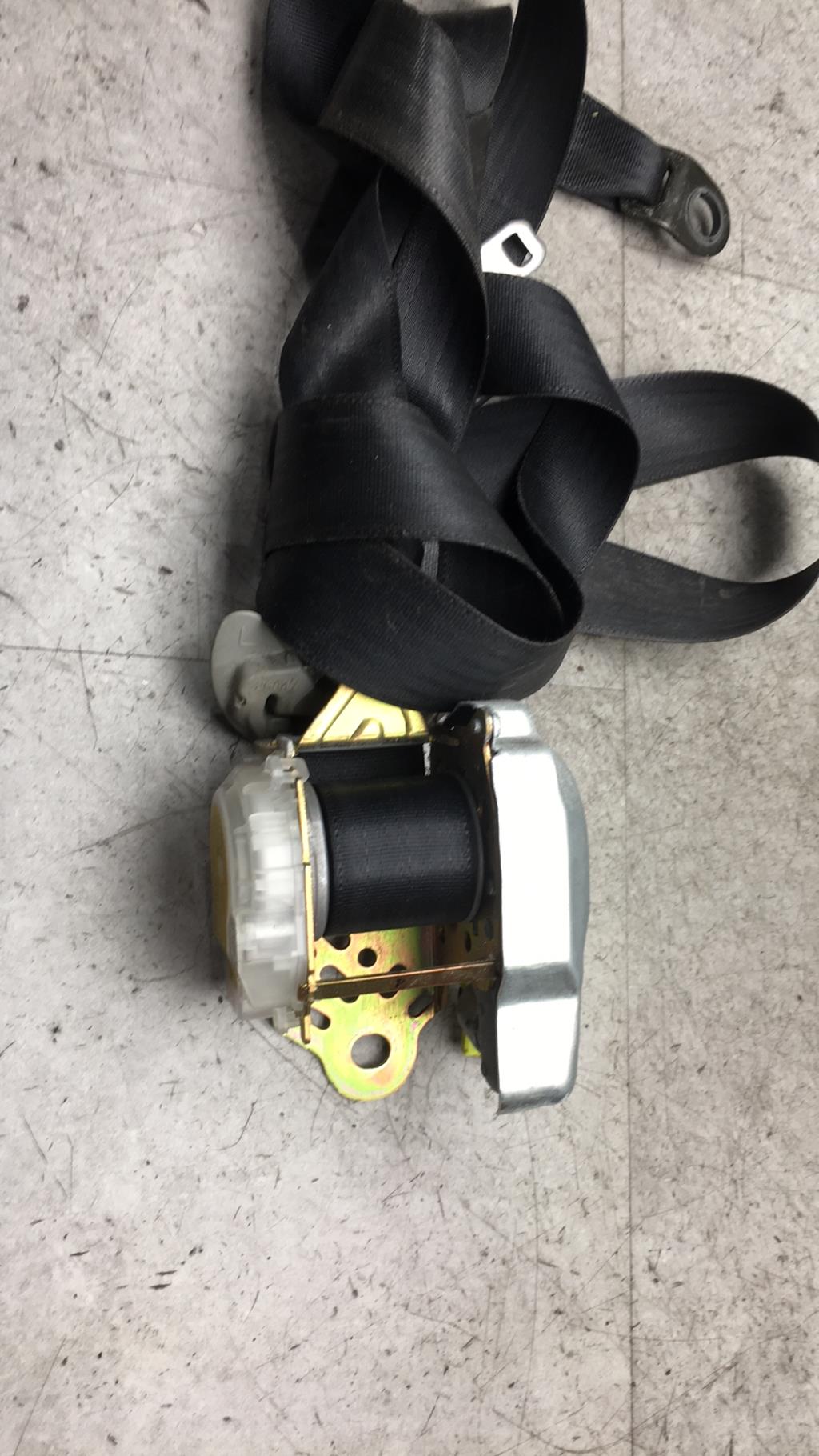 Cintura di sicurezza anteriore sinistra TOYOTA COROLLA VERSO 2 PHASE 1 Diésel - 1