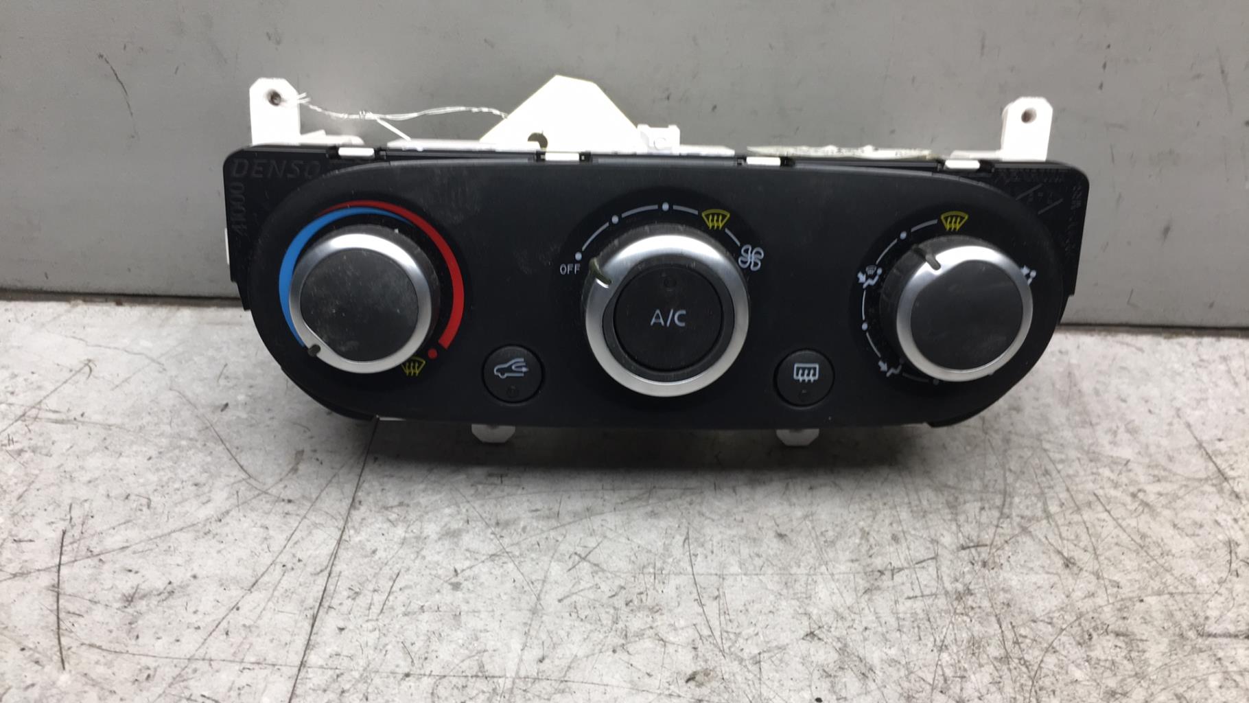 Commande chauffage RENAULT CLIO 4 PHASE 2 Diesel - 1