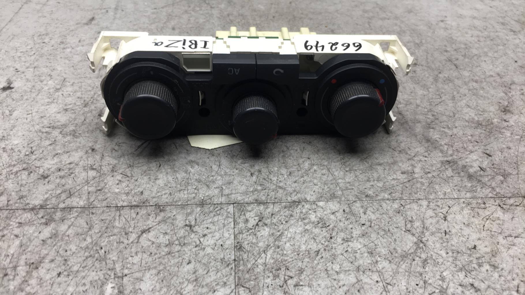 Commande chauffage SEAT IBIZA 3 PHASE 2 Diesel - 1