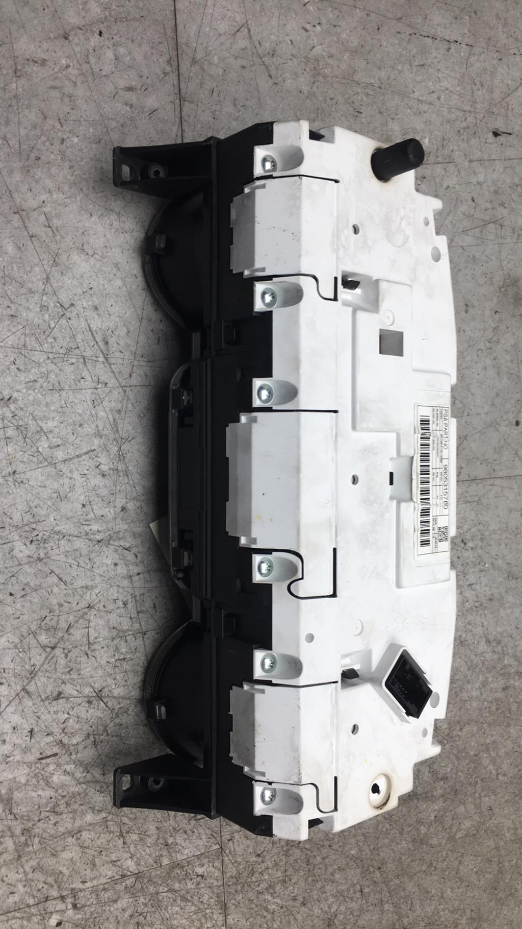 Compteur CITROEN C5 2 BREAK Diesel - 1