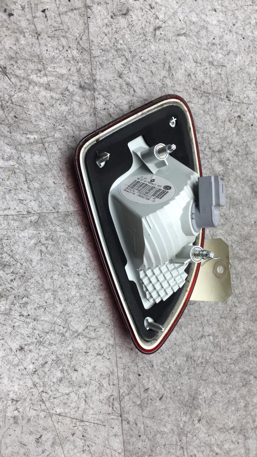 Feu arriere secondaire gauche (feux) RENAULT TWINGO 2 PHASE 2 Diesel - 1