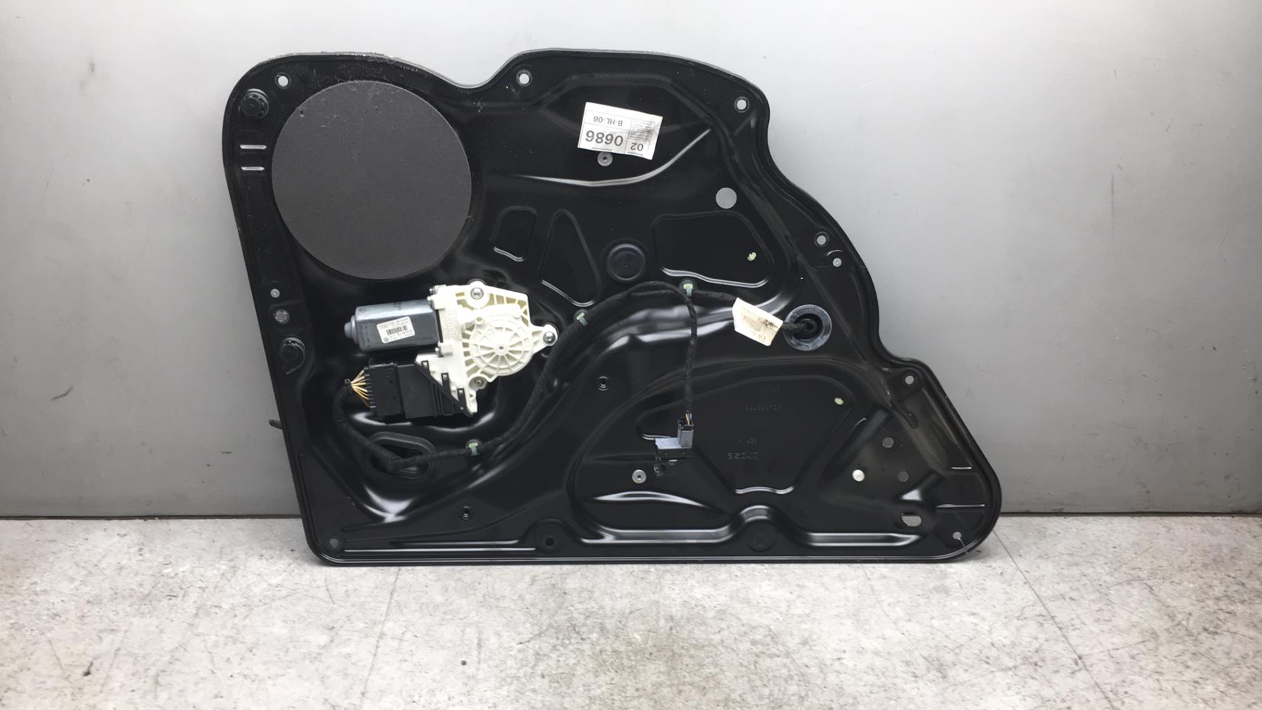 Alzacristalli elettrico posteriore sinistro VOLKSWAGEN PASSAT 5 BREAK Diésel - 1