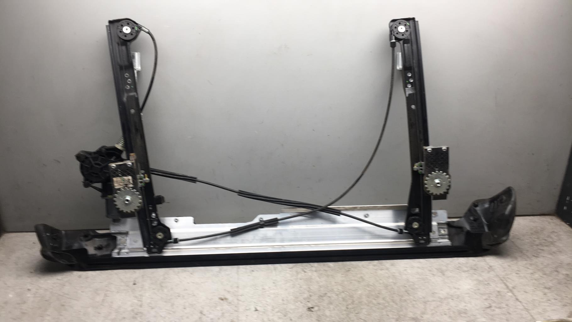 Alzacristalli elettrico anteriore destro MINI MINI 2 R56 PHASE 1 Diésel - 1