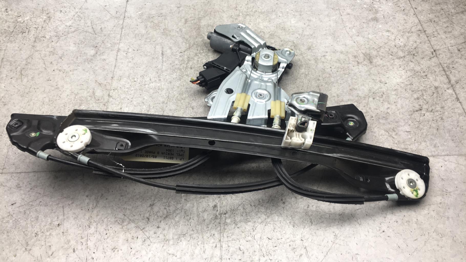 Alzacristalli elettrico anteriore destro OPEL MERIVA B PHASE 1  - 1