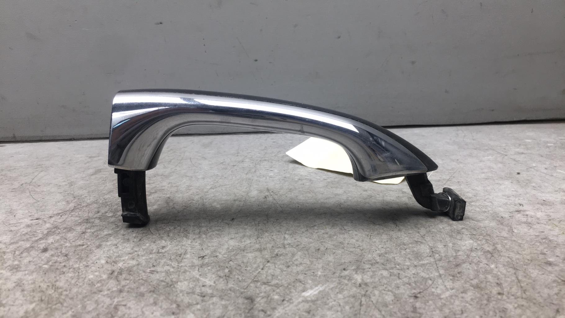 Maniglia portiera anteriore sinistra MERCEDES CLASSE M 164 PHASE 1 Diésel - 1