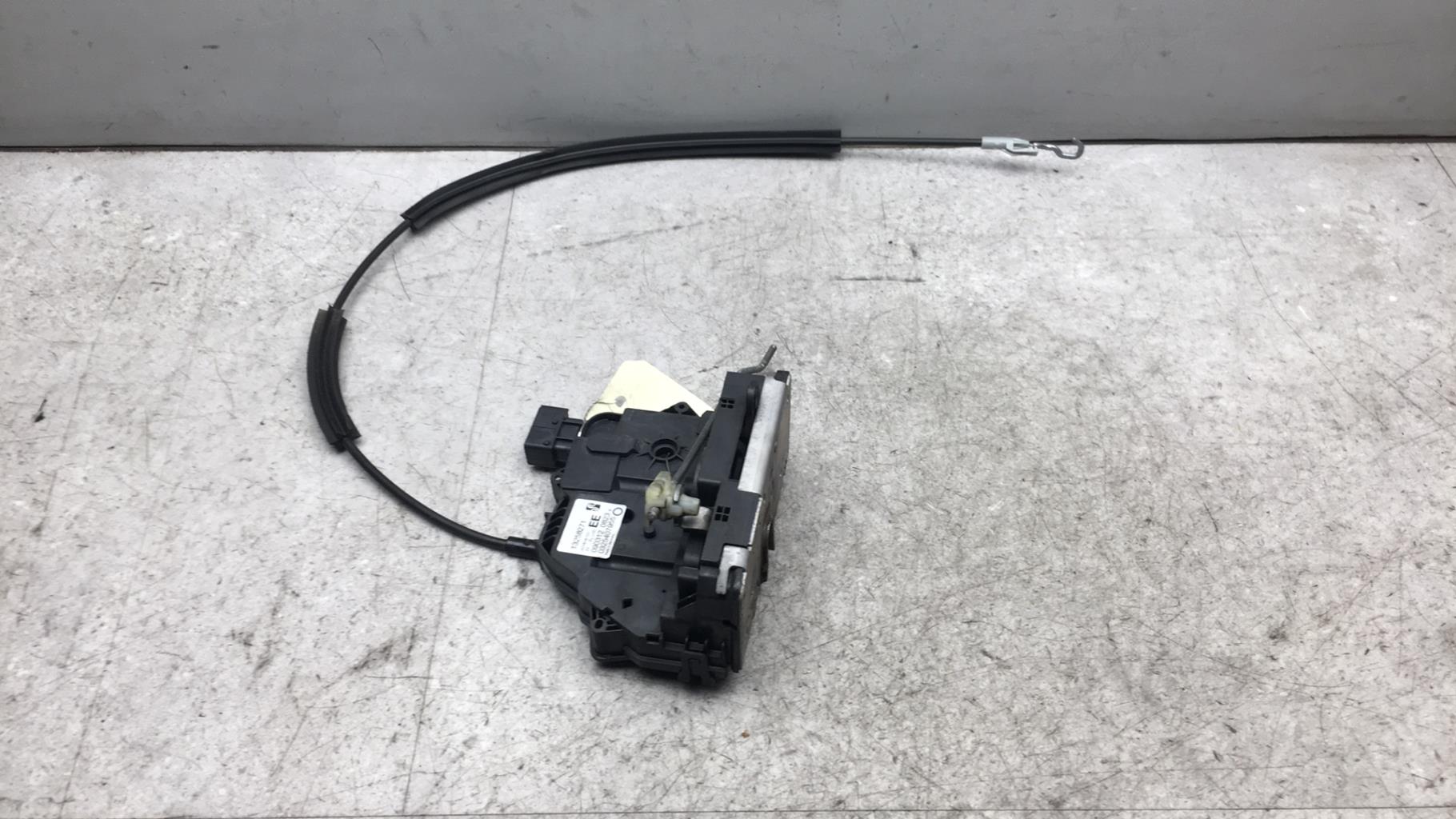 Serrure avant gauche OPEL CORSA D PHASE 2  - 1