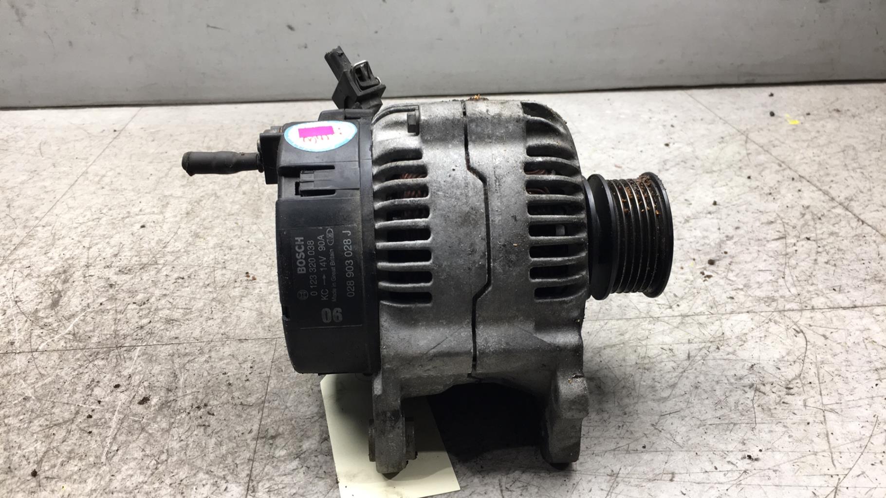 Alternateur AUDI A3 1 PHASE 1 Essence - 1