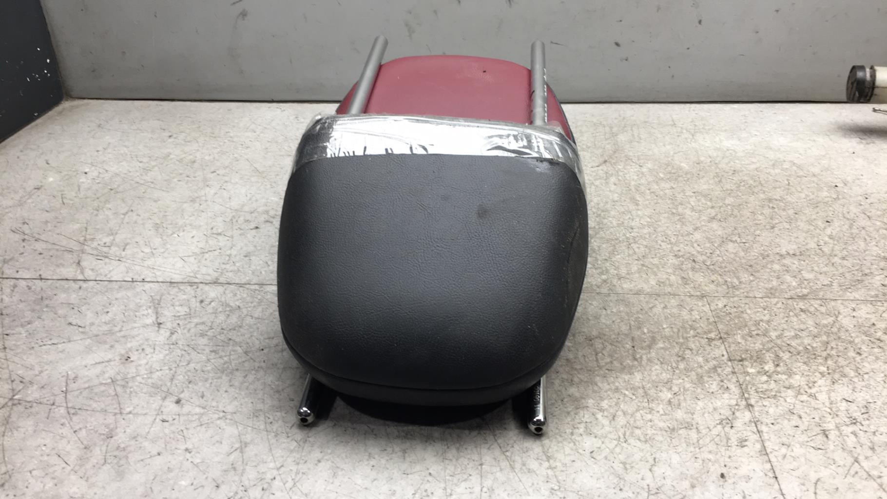 Appui tete avant CITROEN DS3 PHASE 1 Diesel - 1