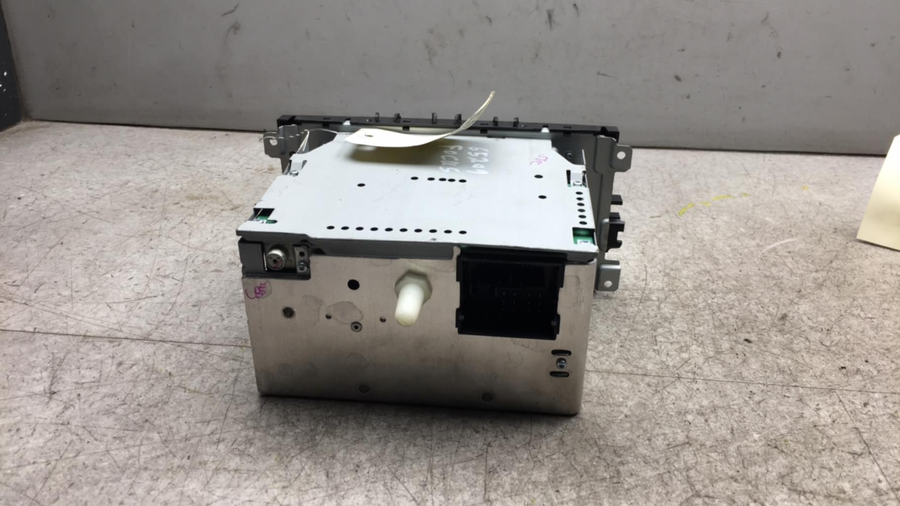Autoradio d'origine FORD FOCUS 2 PHASE 2 Diesel - 1