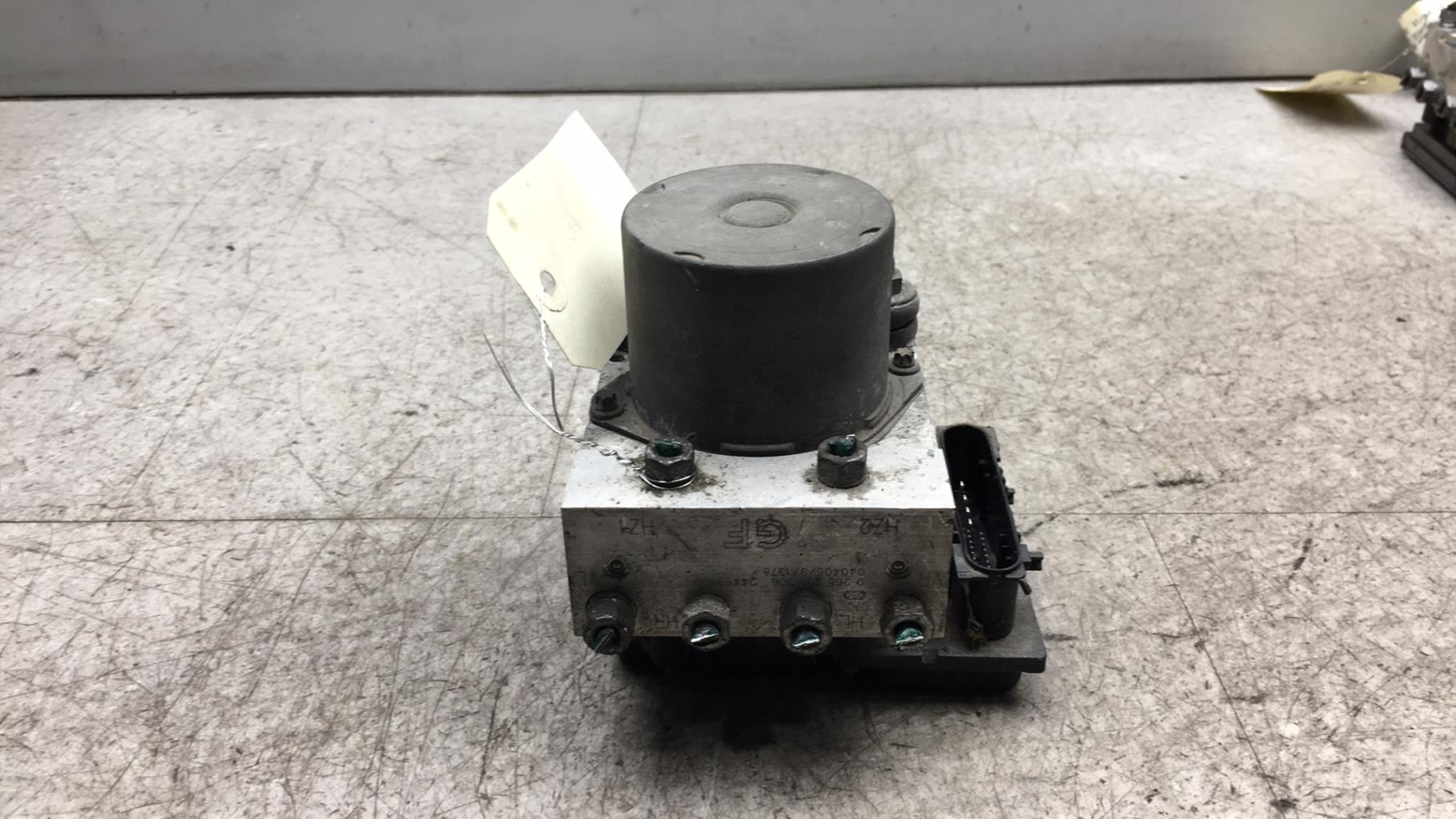 Bloc ABS (freins anti-blocage) OPEL CORSA C PHASE 2 Essence - 1