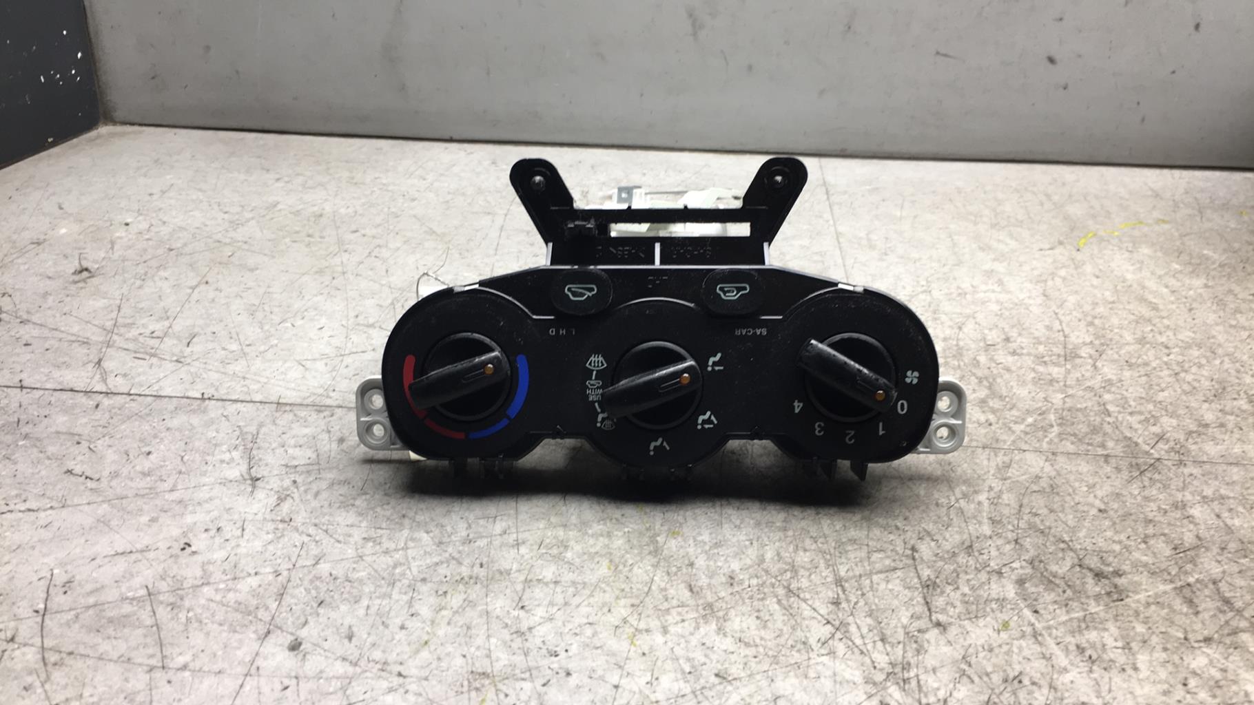 Commande chauffage KIA PICANTO 1 PHASE 1 Essence - 1