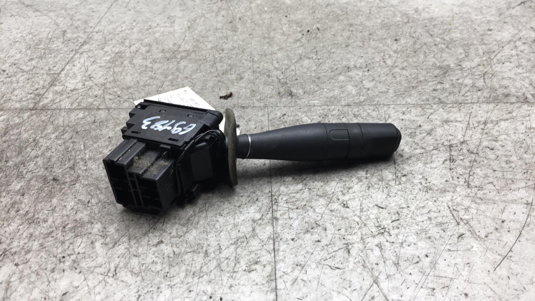 Commande de phare PEUGEOT 206 PHASE 1 Essence - 1