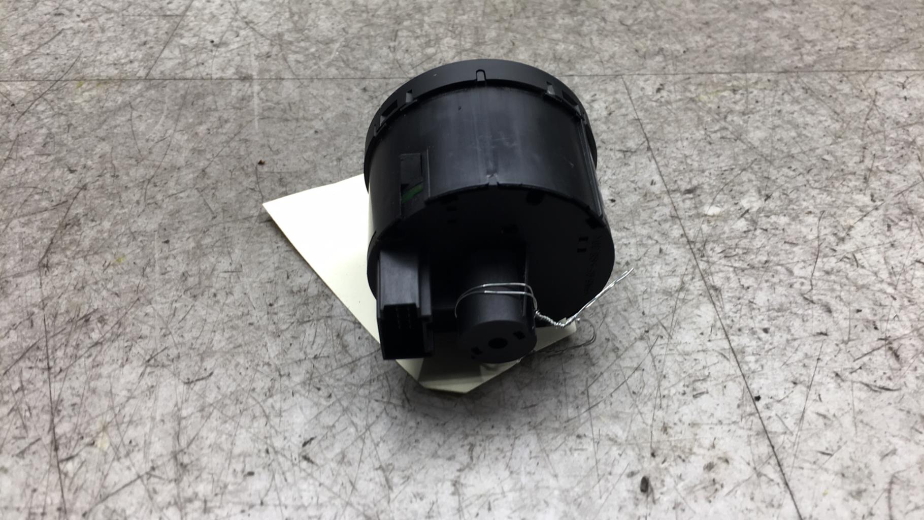 Commande de phare VOLKSWAGEN GOLF 6 Diesel - 1
