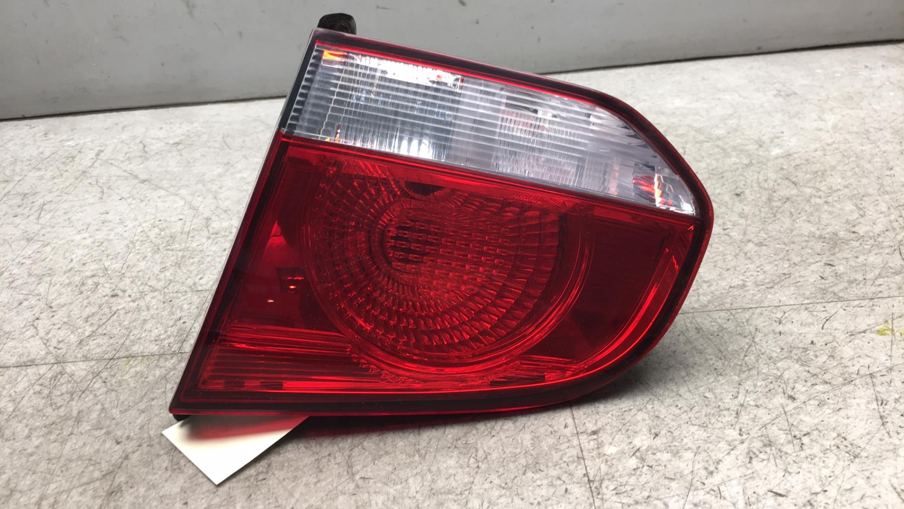 Feu arriere secondaire droit (feux) VOLKSWAGEN GOLF 6 Diesel - 1