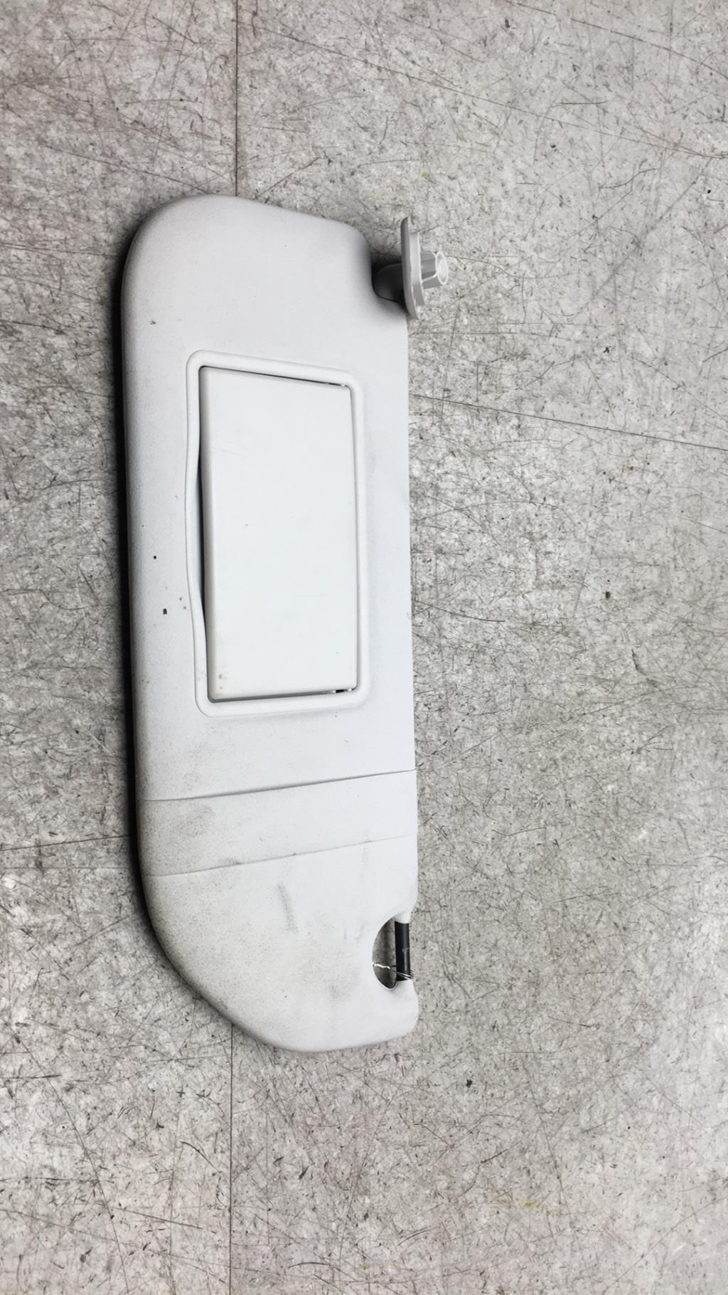 Pare soleil gauche CITROEN C3 2 PHASE 1 Diesel - 1