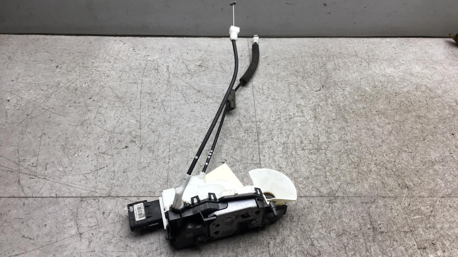 Serrure avant gauche CITROEN C3 2 PHASE 2 Essence - 1