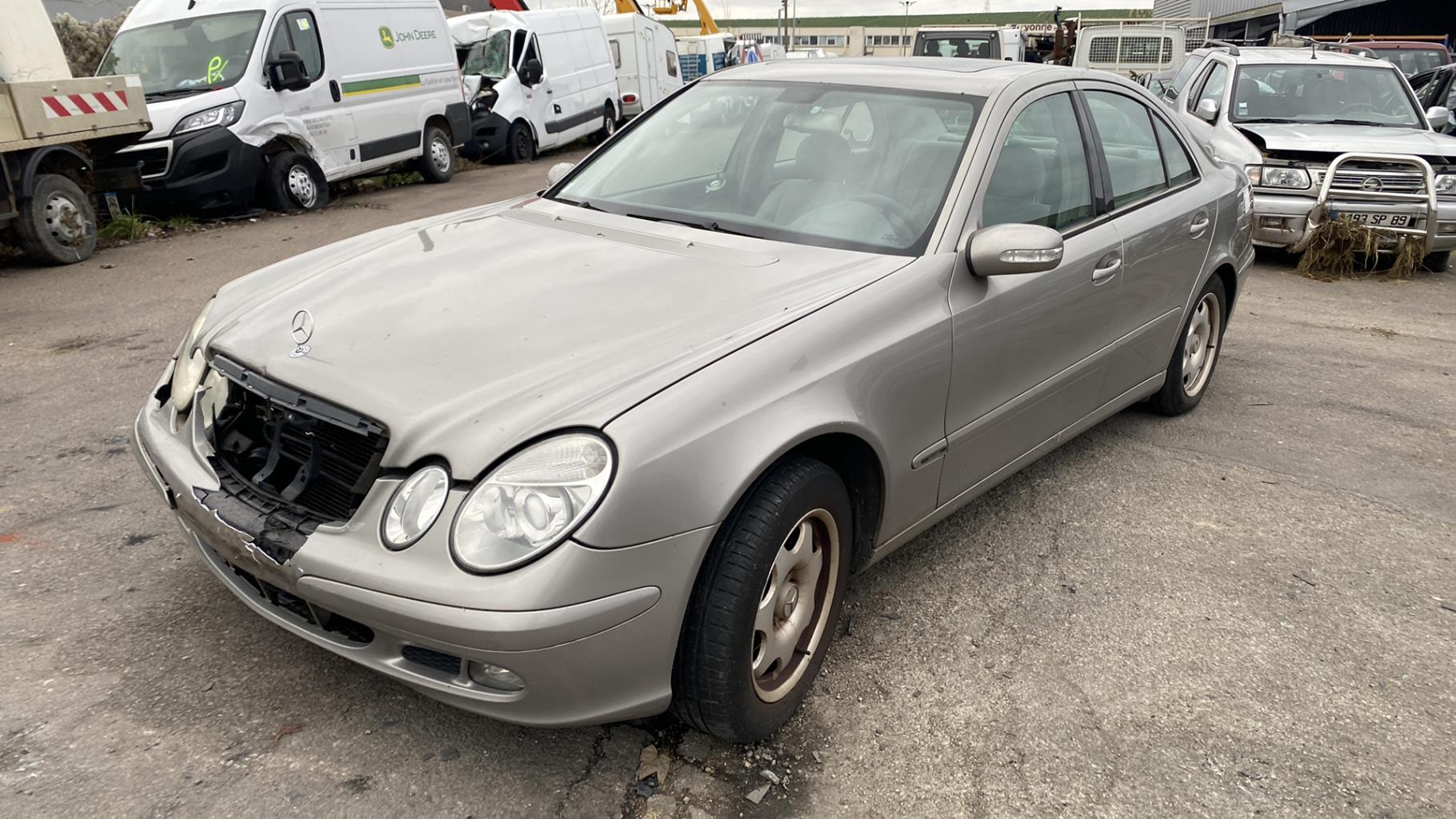 Trappe d'essence MERCEDES CLASSE E 211 PHASE 1 Diesel - 1
