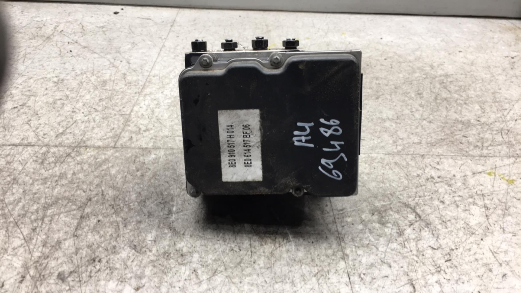 Bloc ABS (freins anti-blocage) AUDI A4 2 AVANT PHASE 2 BREAK  - 1