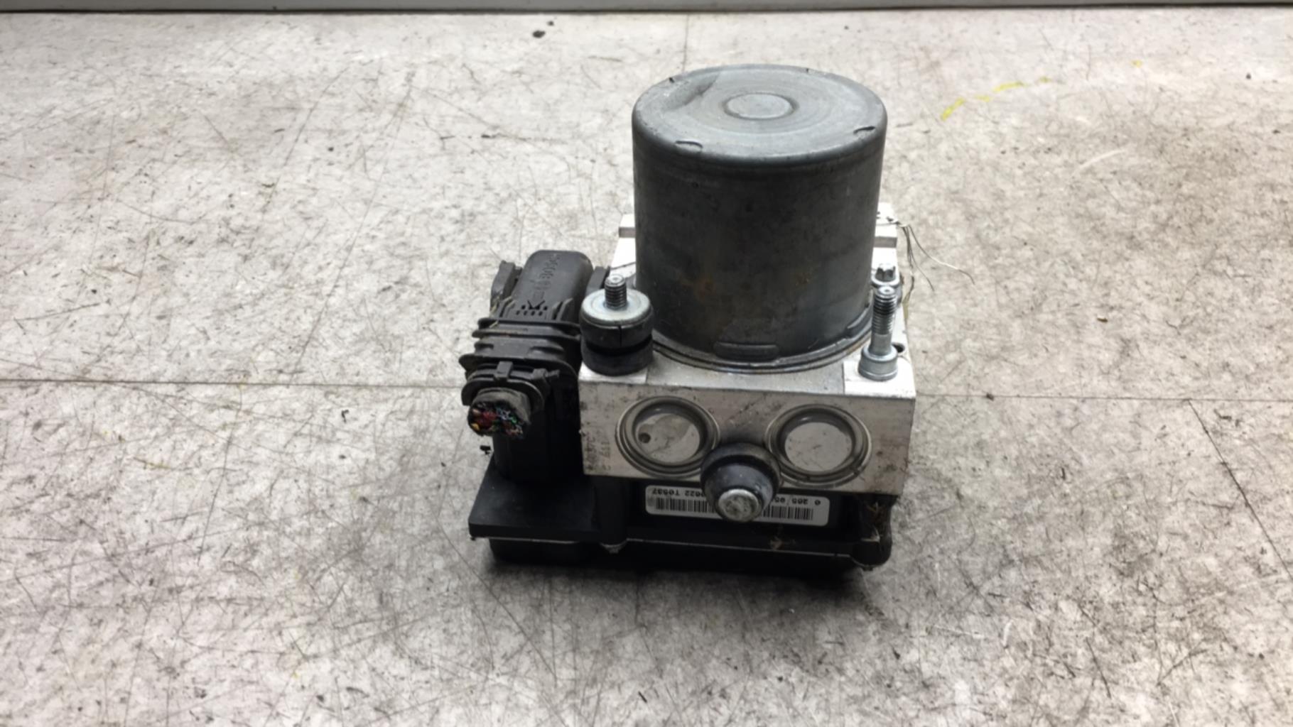 Bloc ABS (freins anti-blocage) DACIA DUSTER 1 PHASE 1 Diesel - 1