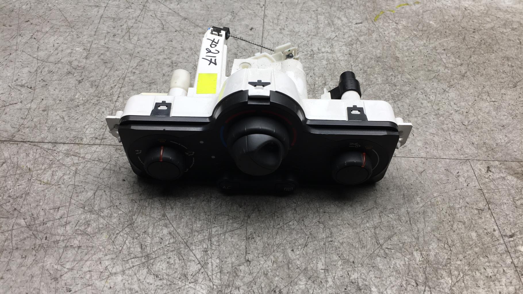 Comandi riscaldamento RENAULT CLIO 3 PHASE 1 Diésel - 1
