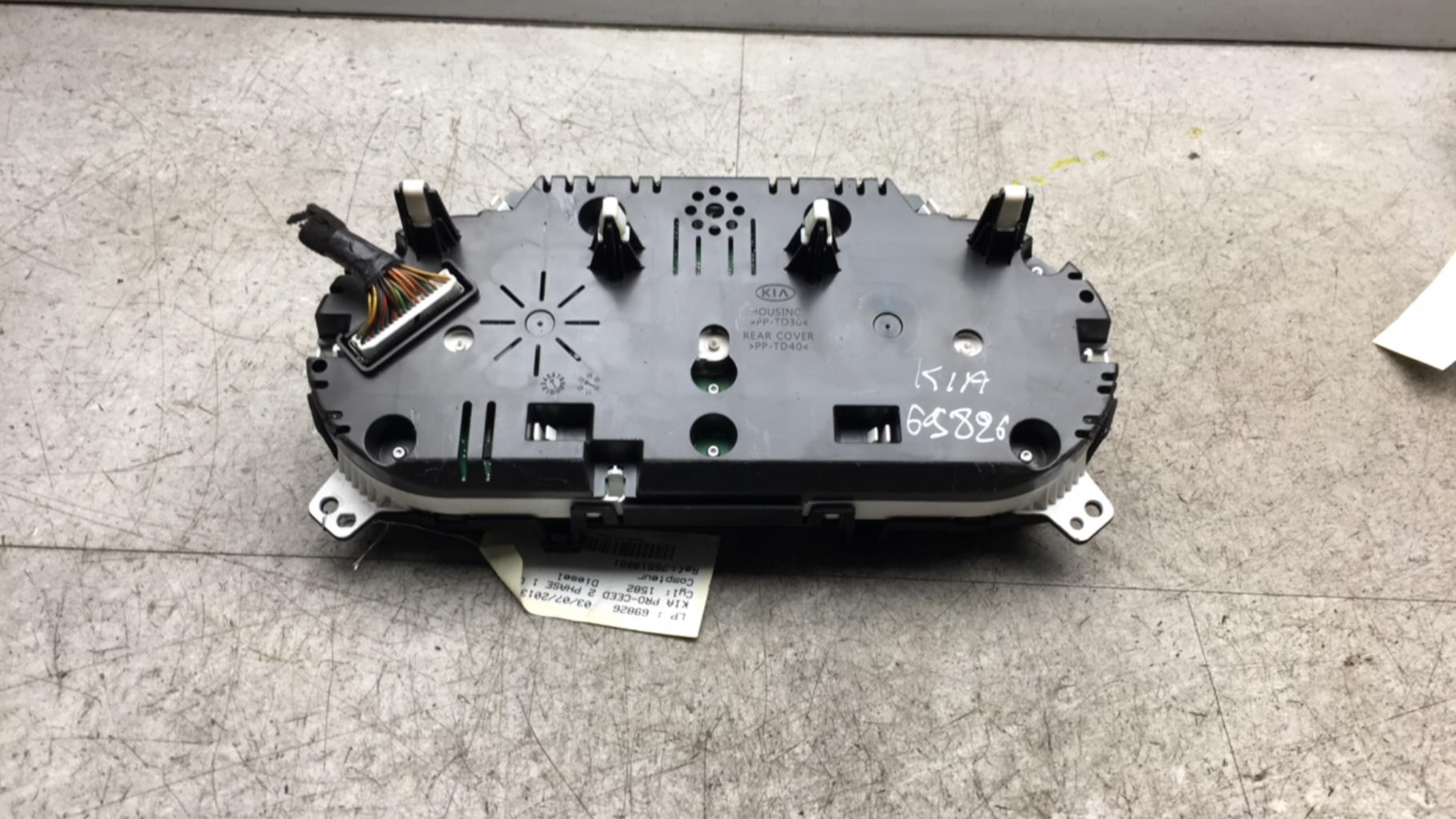 Compteur KIA PRO-CEED 2 PHASE 1 COUPE Diesel - 1
