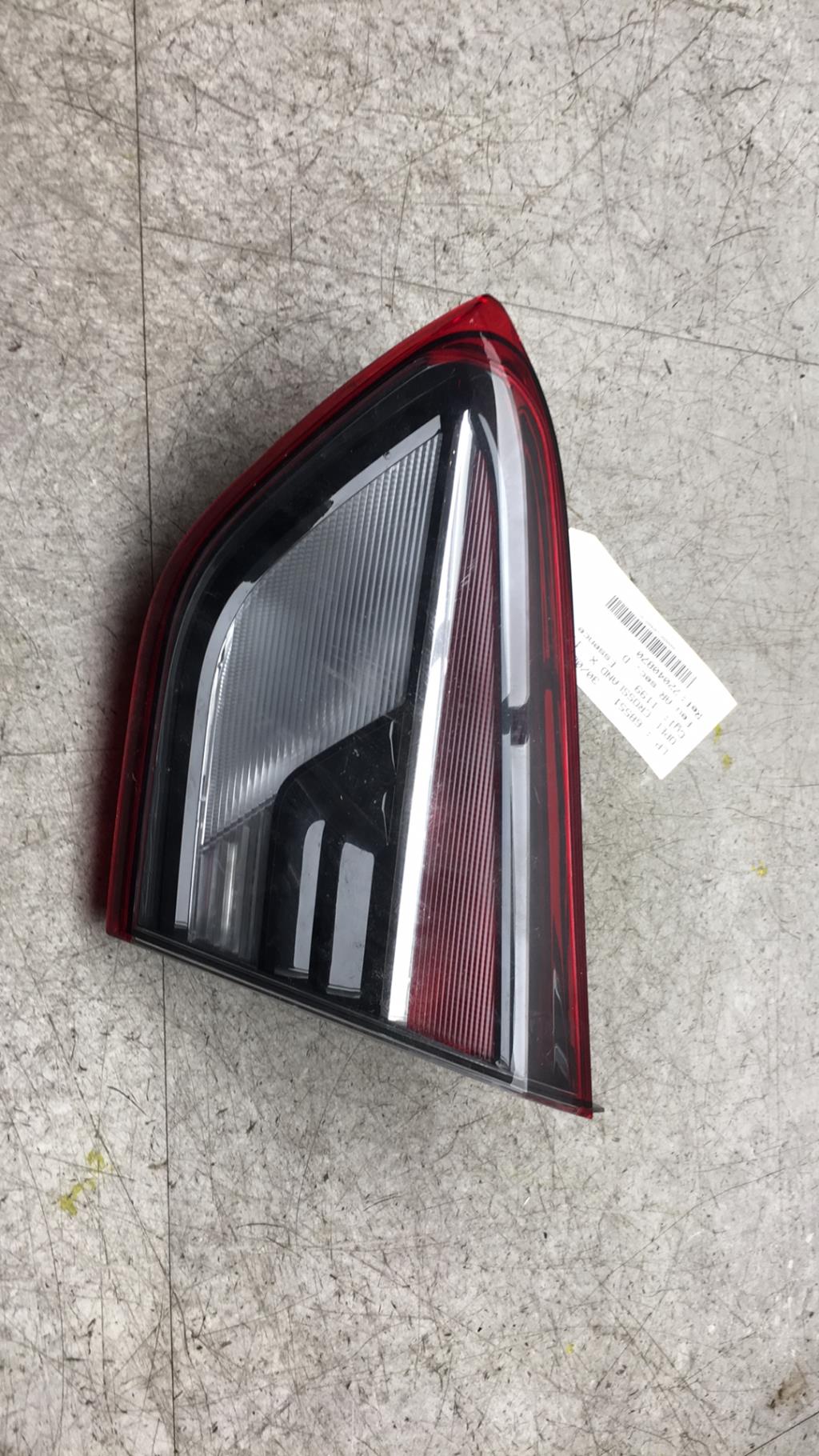Gruppo ottico posteriore secondario destro (luci) OPEL CROSSLAND X PHASE 1 Gasolina - 1