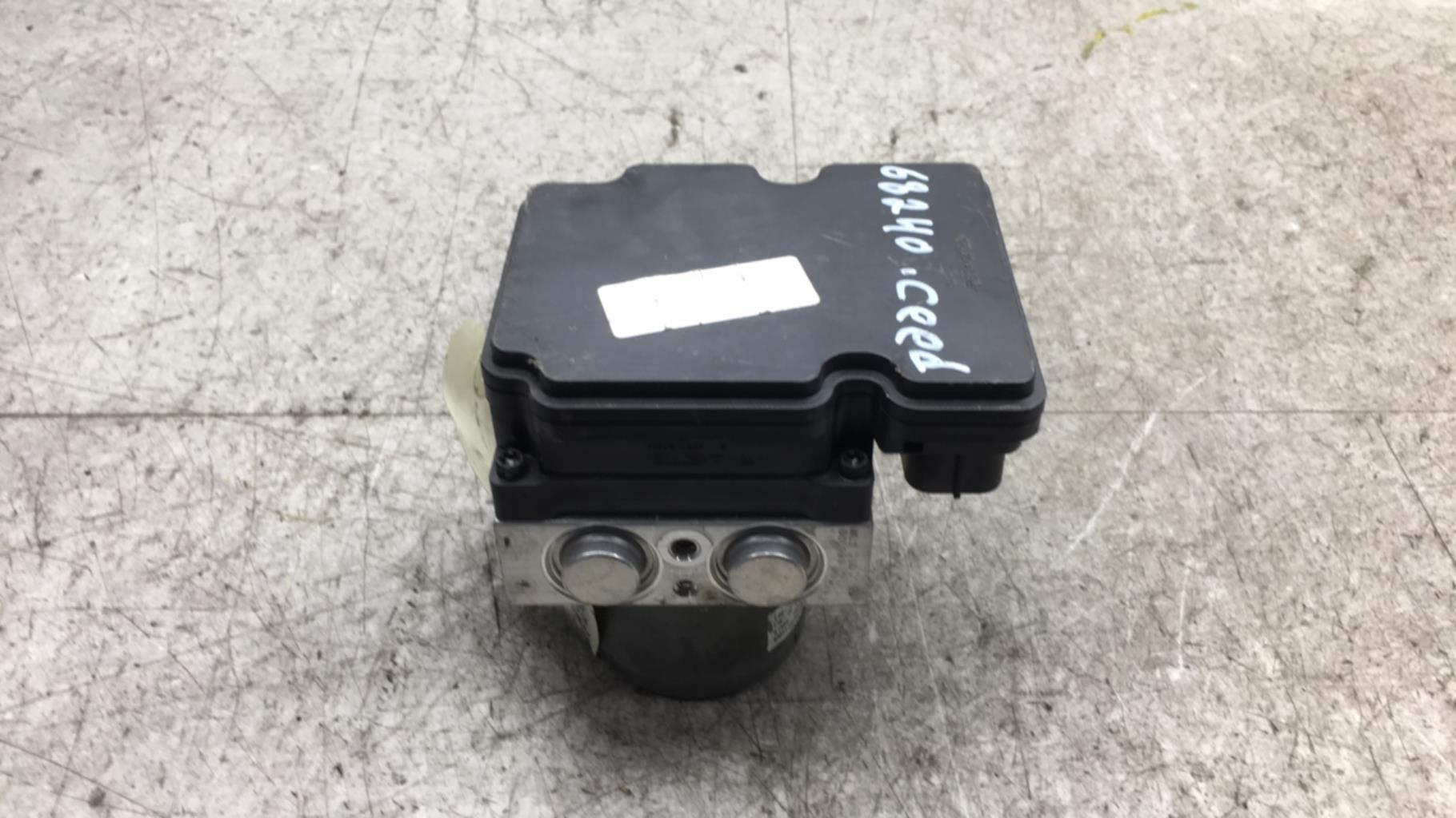 Bloc ABS (freins anti-blocage) KIA CEE-D 2 PHASE 2 Diesel - 1