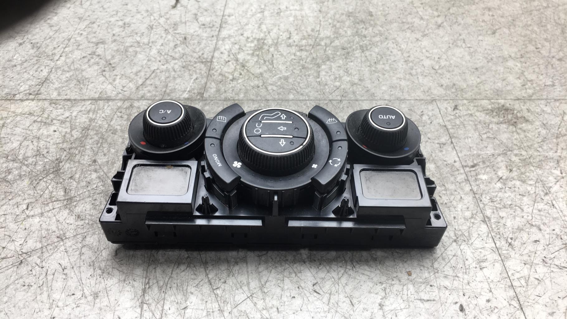 Commande chauffage PEUGEOT 308 1 PHASE 2 Diesel - 1
