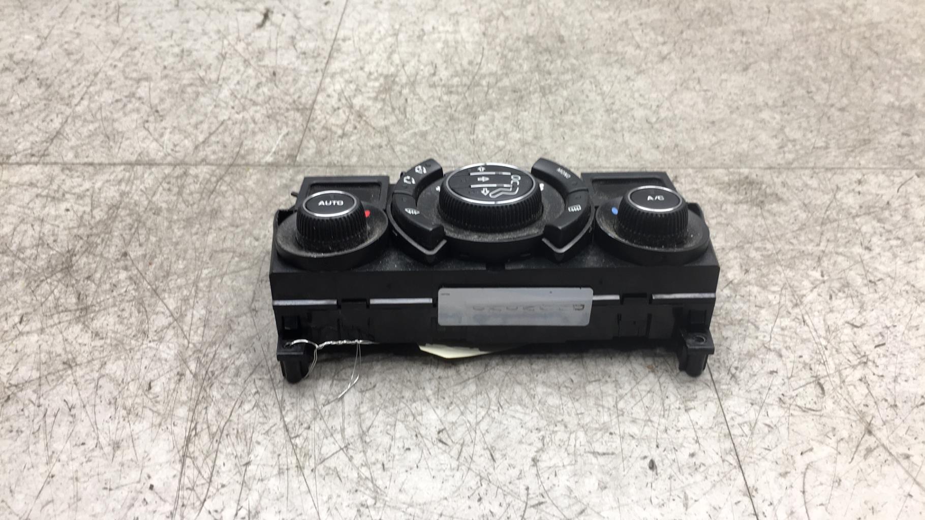 Commande chauffage PEUGEOT 3008 1 PHASE 2 Diesel - 1