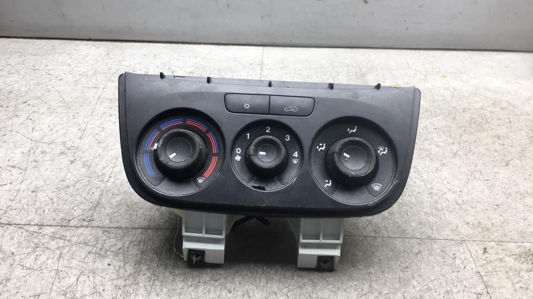 Commande chauffage FIAT DOBLO 2 PHASE 1  - 1