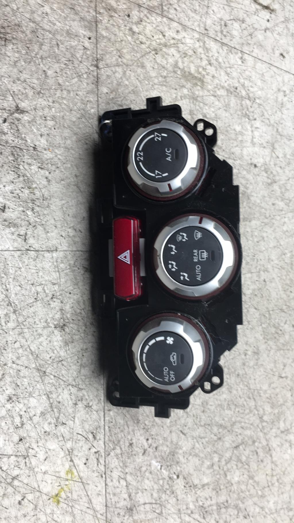 Commande chauffage SUBARU IMPREZA 2 Diesel - 1