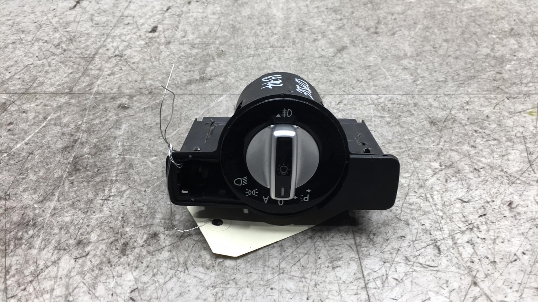Commande de phare MERCEDES CLASSE E 212 PHASE 1 Diesel - 1