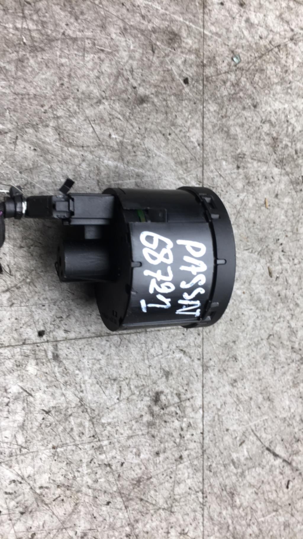 Commande de phare VOLKSWAGEN PASSAT 6 BREAK Diesel - 1