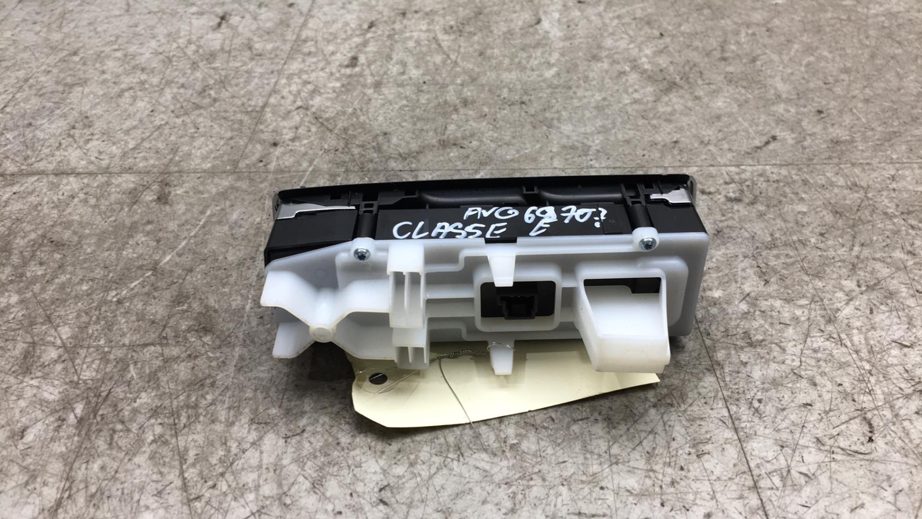 Interruttore lavacristalli anteriore sinistro MERCEDES CLASSE E 212 PHASE 1 Diésel - 1