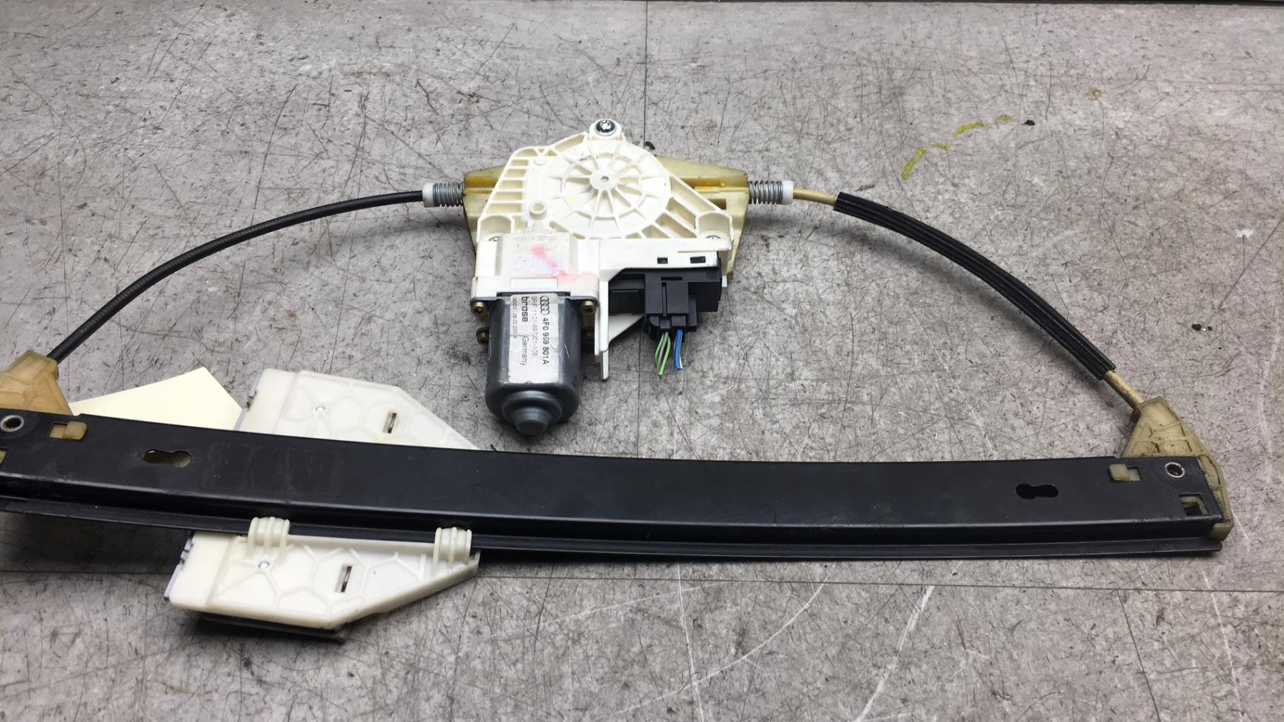 Alzacristalli elettrico posteriore sinistro AUDI A6 3 PHASE 1  - 1