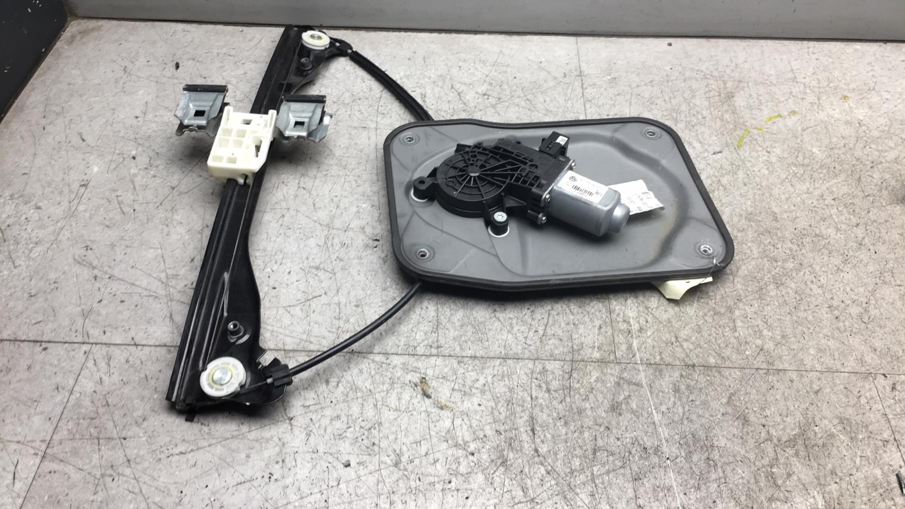 Alzacristalli elettrico anteriore destro SKODA FABIA 2 PHASE 1  - 1
